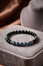 Blue Crackle Agate & Black Onyx Bracelet – 19 cm