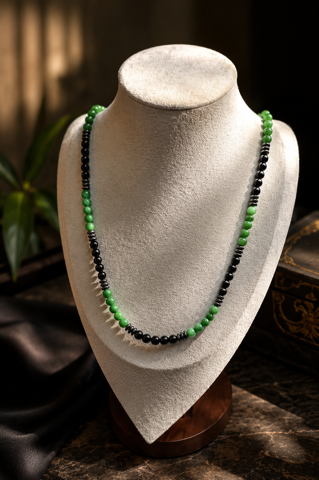 Handmade Black Onyx & Green Jade Style Beaded Necklace – 26 Inch / Slip-On Men’s Necklace
