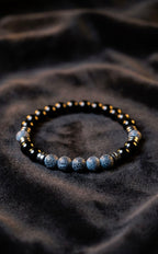 Blue Crackle Agate & Black Onyx Bracelet – 19 cm